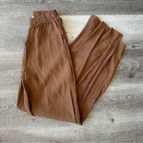 Muna Pant Set - Picture 5 of 9